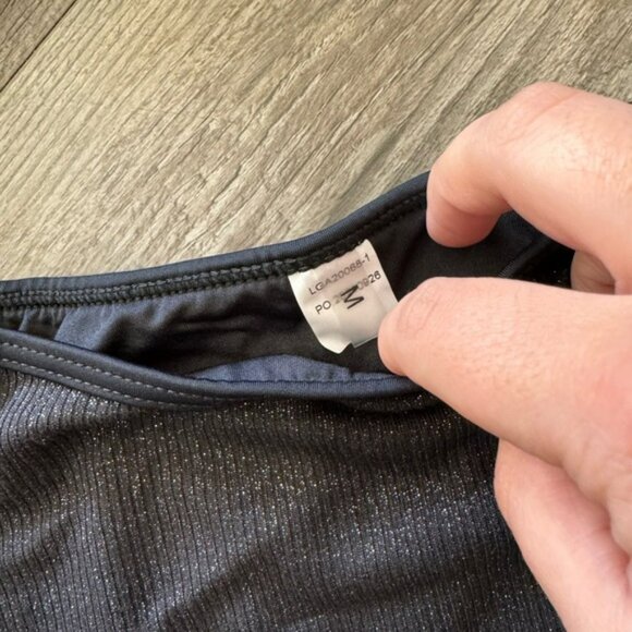 AMICABLING shimmery swimming set 🖤 - Picture 11 of 14